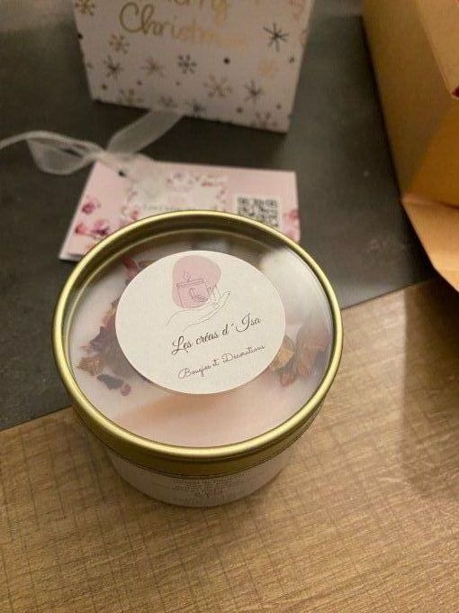 Bougie Parfumée Instant de Douceur et ses pétales de roses 